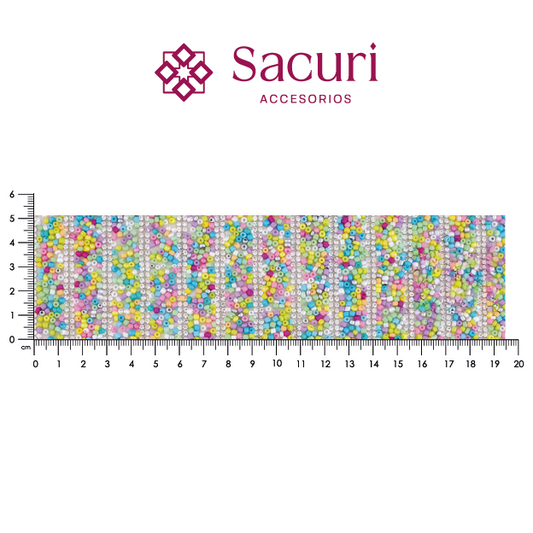 Lámina tiras 15mm cristal 2mm plata + chaquira multi verde. P513HC